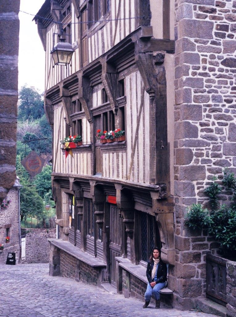 Dinan - 1990